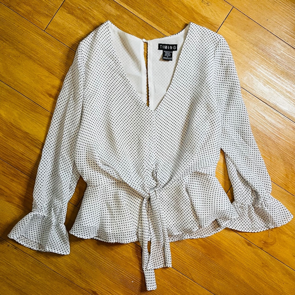 Timing front tie top